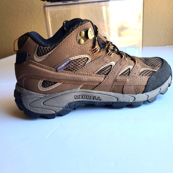 Merrell Moab 2 Mid Waterproof Hiking Shoe - Kids/Youth size 4.5 - Picture 2 of 12